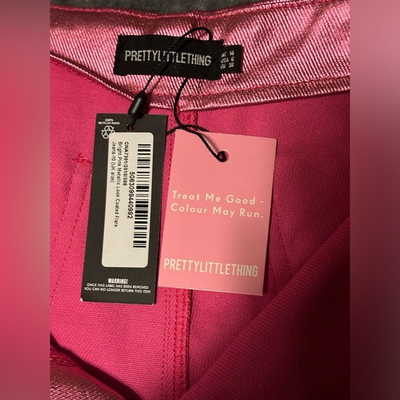 NWT Pretty Little Thing Bright Pink Metallic Look Coated Flare. Size 6 - Picture 3 of 6